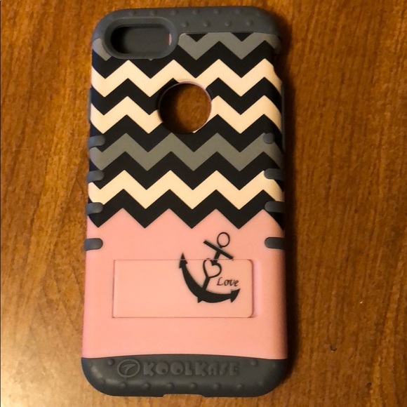 IPhone 7 phone case - Picture 1 of 4
